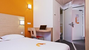 Standard Room, 2 Twin Beds | Down comforters, desk, blackout drapes, soundproofing