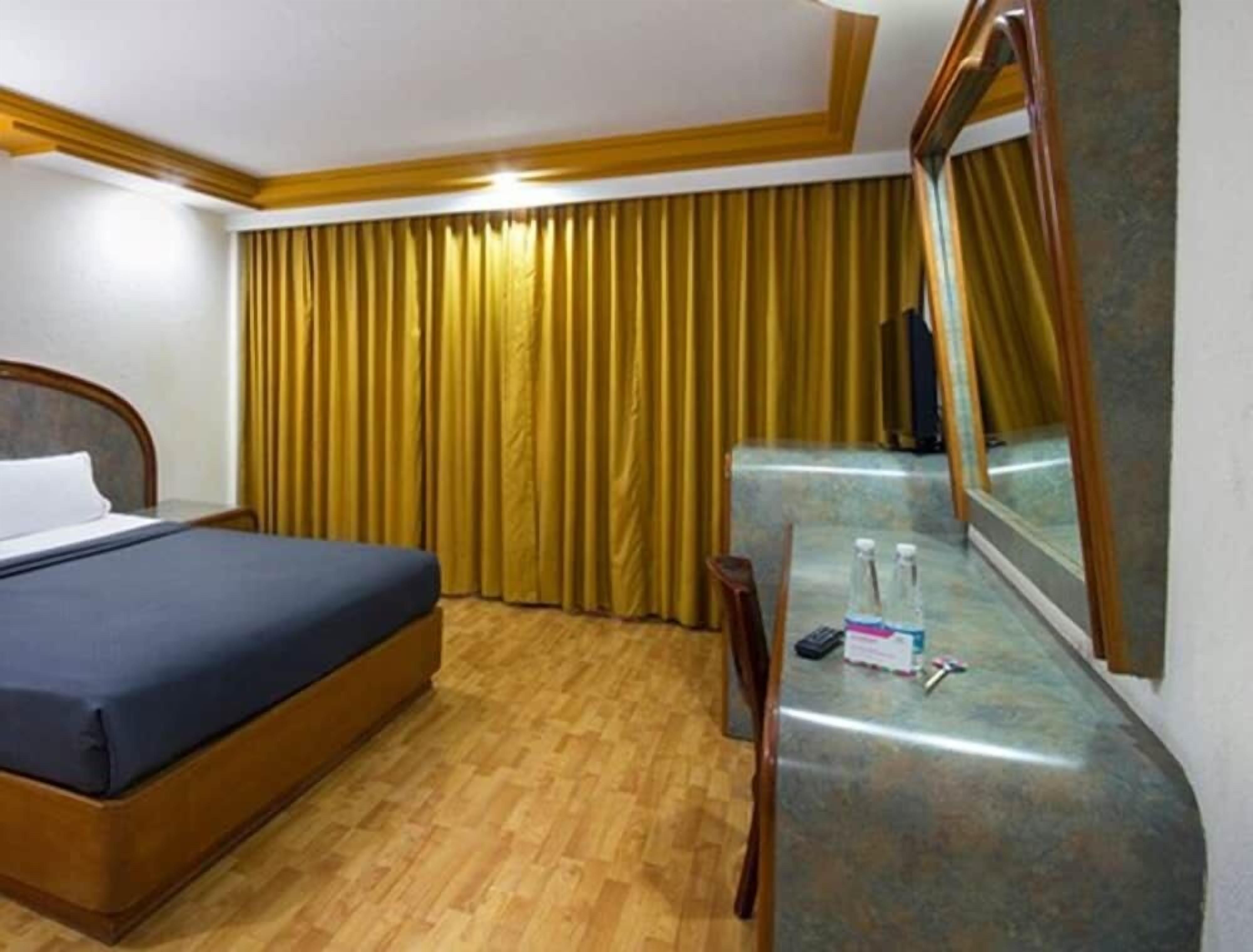 In-room safe, desk, free WiFi, bed sheets