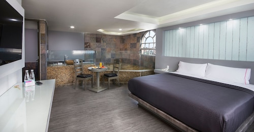 Hotel MX congreso CDMX, Trademark Collection by Wyndham