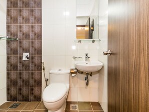 Standard Single Room | Bathroom