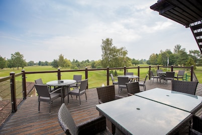 Lakeside Lodge Golf and Country Club