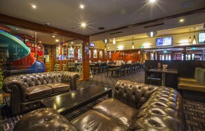 Lounge - Nightcap at Blue Cattle Dog Hotel (St Clair)