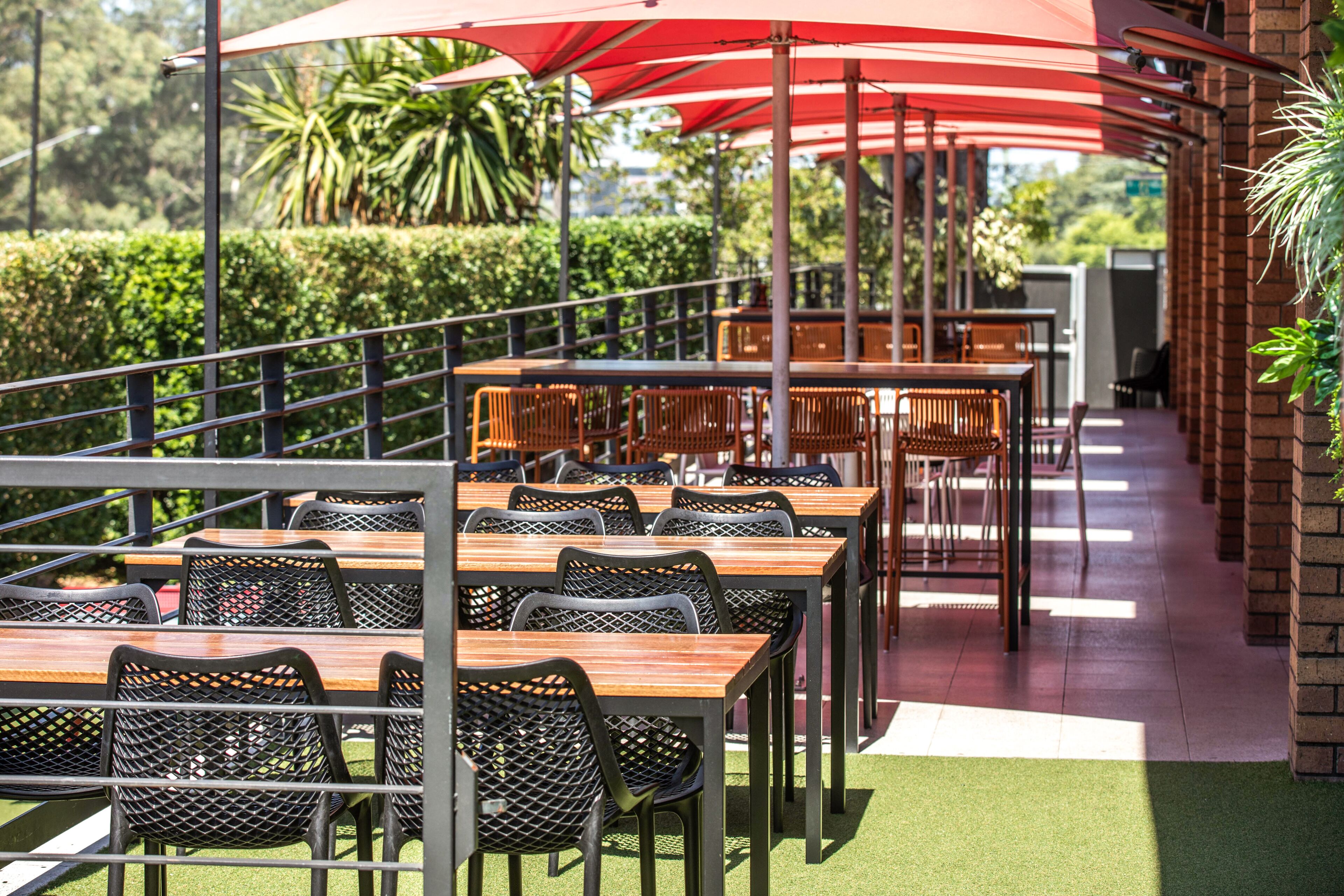 Tempat makan outdoor