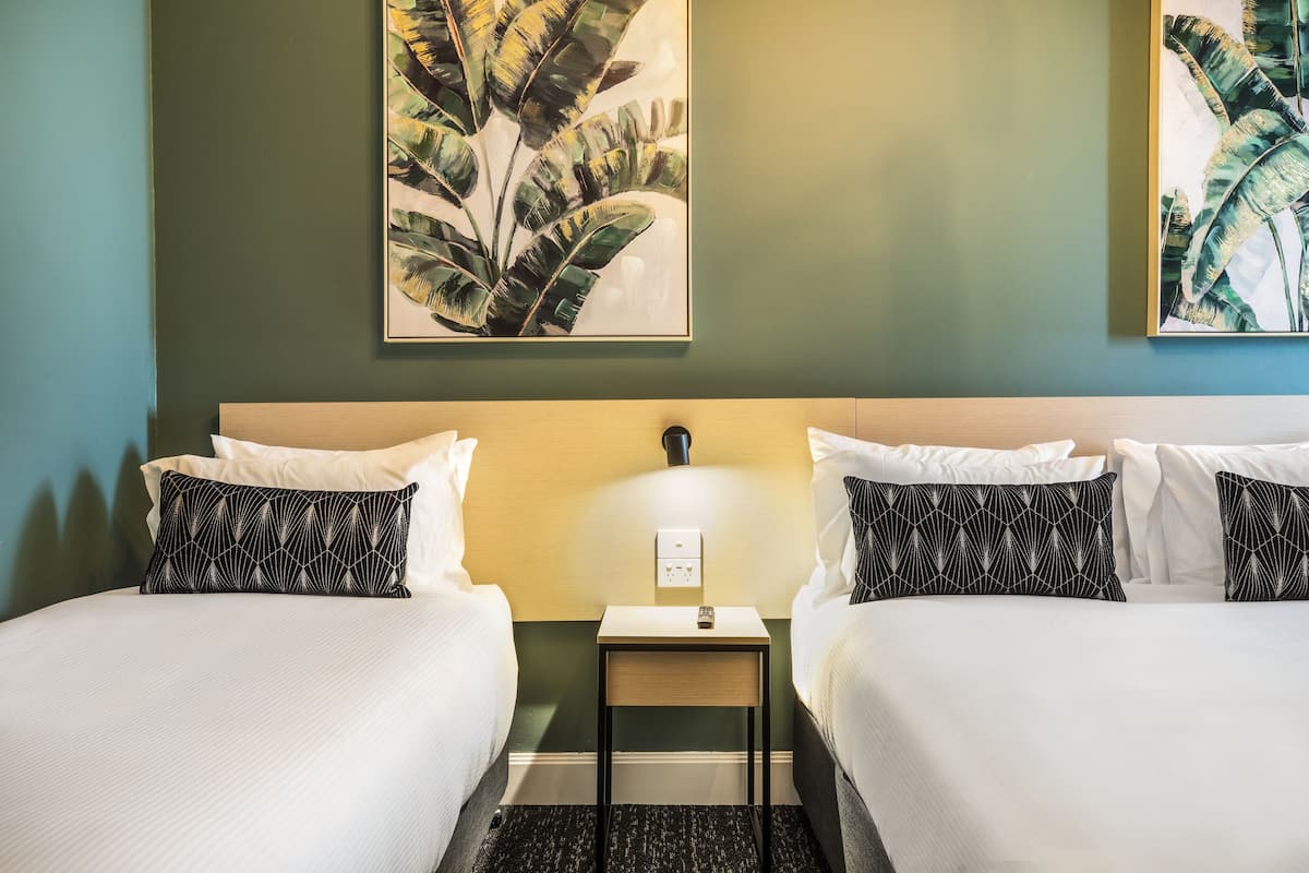 studio queen & single | iron/ironing board, free wifi, bed sheets