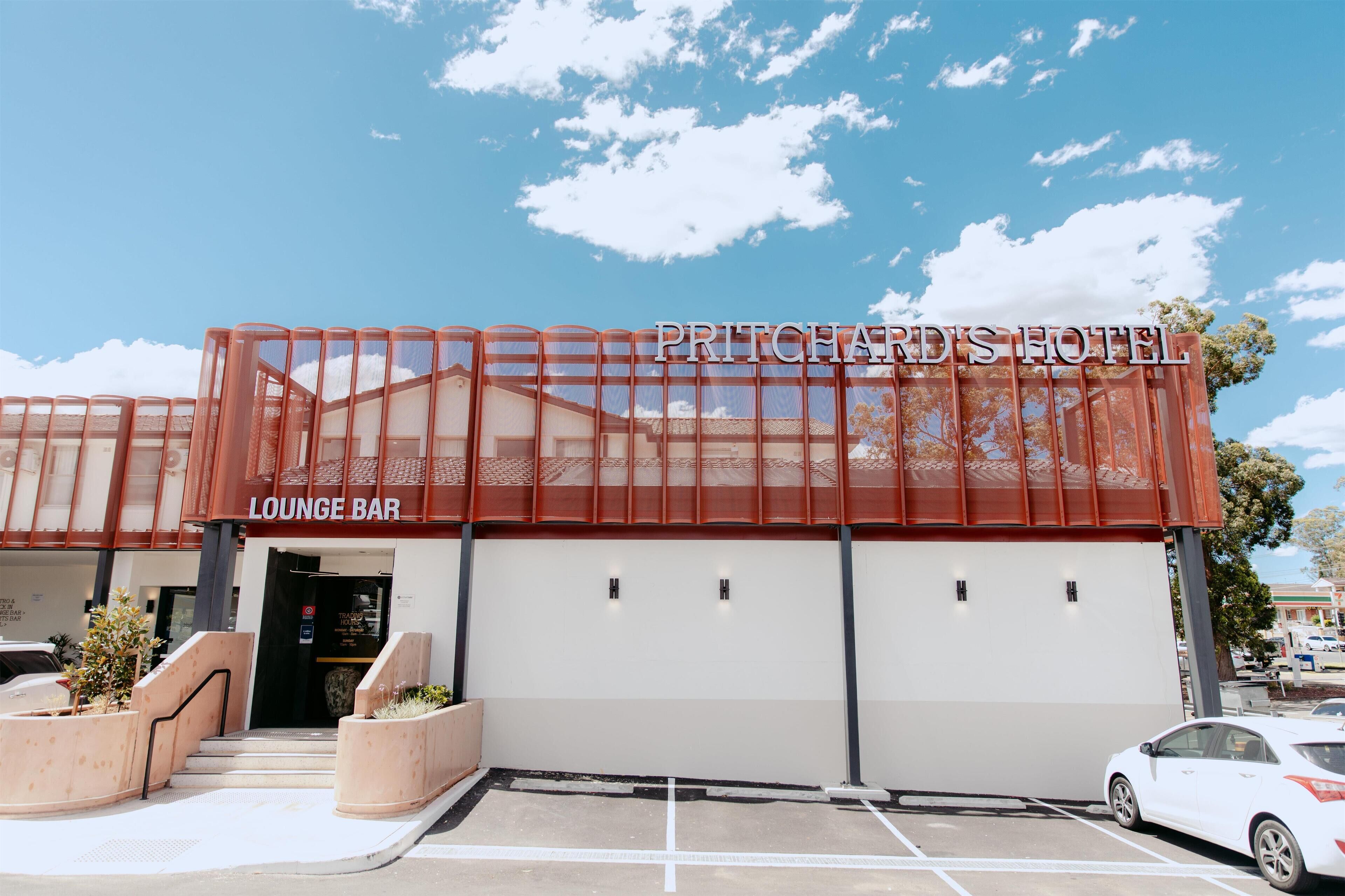 المنشأة من الخارج