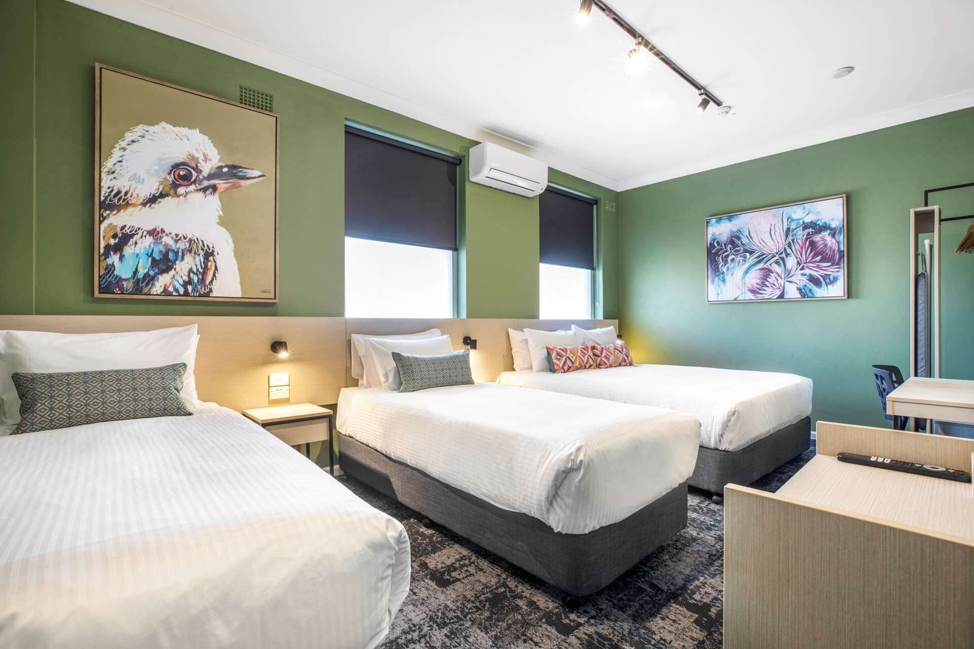 Fer et planche à repasser, Wi-Fi gratuit, draps fournis