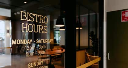 Nightcap at Pritchards Hotel