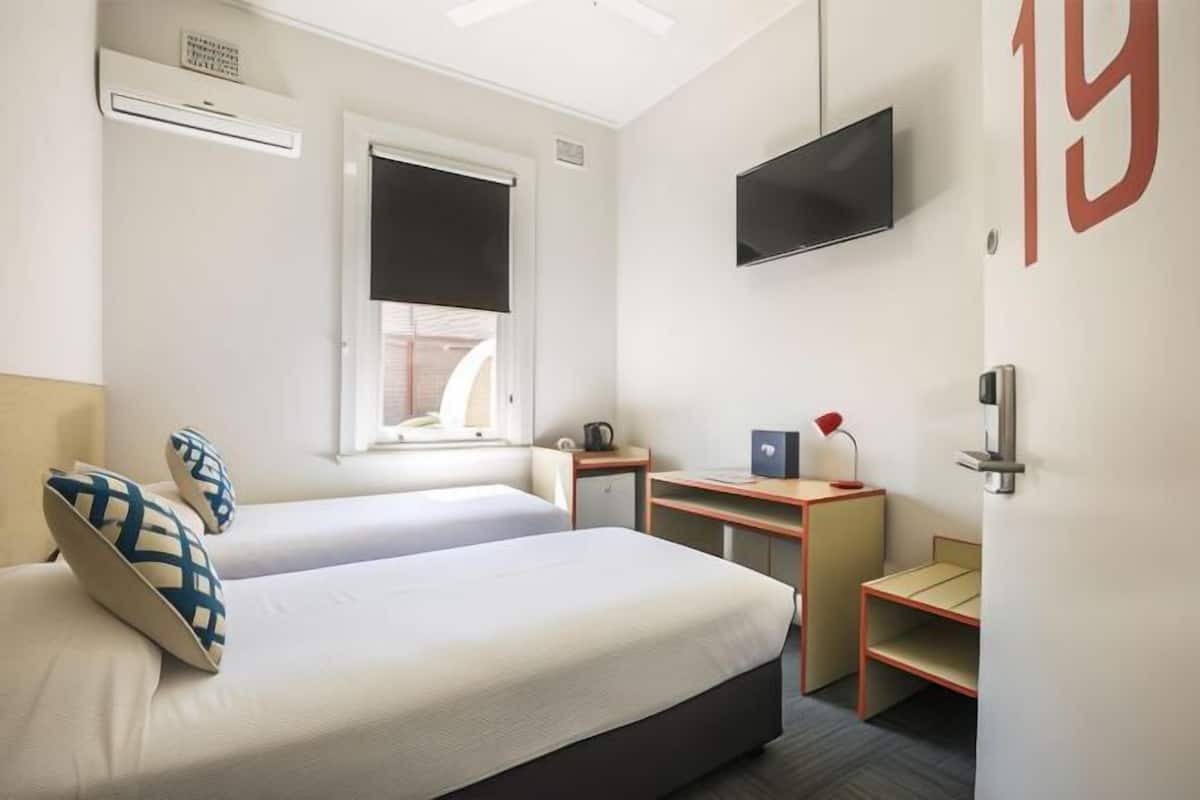 Desk, WiFi (free), bed sheets