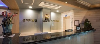 MJ Hotel
