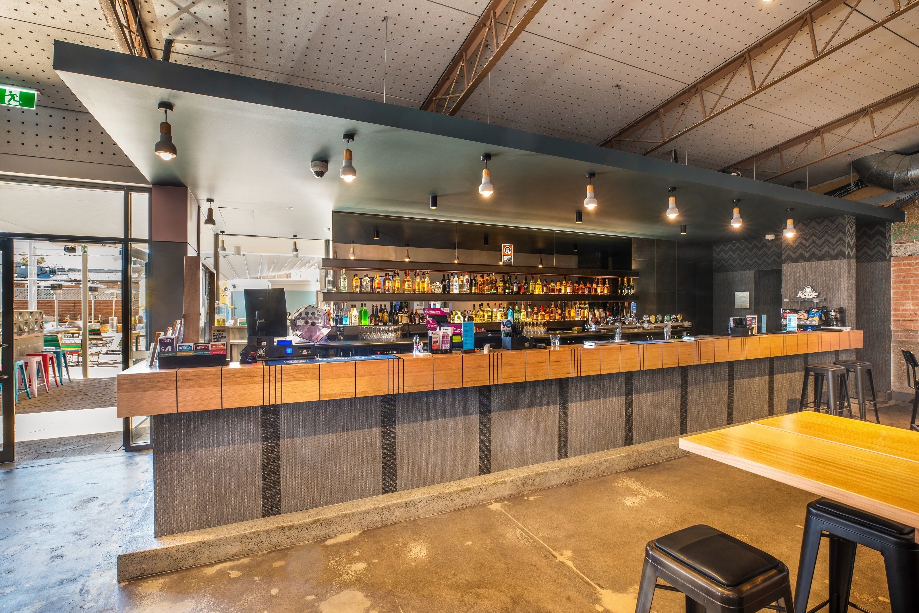 Foto - Nightcap at Ocean Beach Hotel