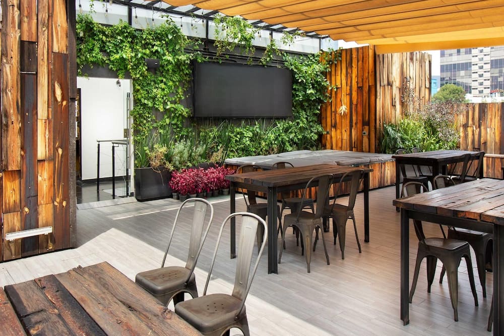 Hotel MX mas roma CDMX, Trademark Collection by Wyndham