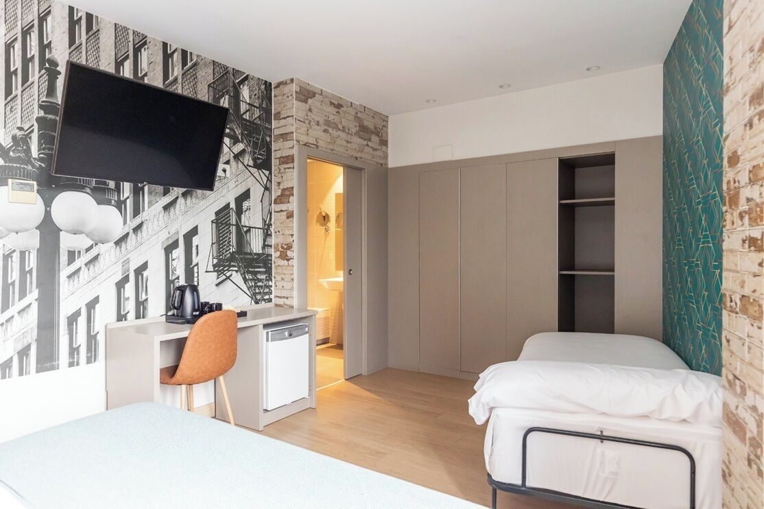 triple room | 1 bedroom, hypo-allergenic bedding, minibar, in-room safe