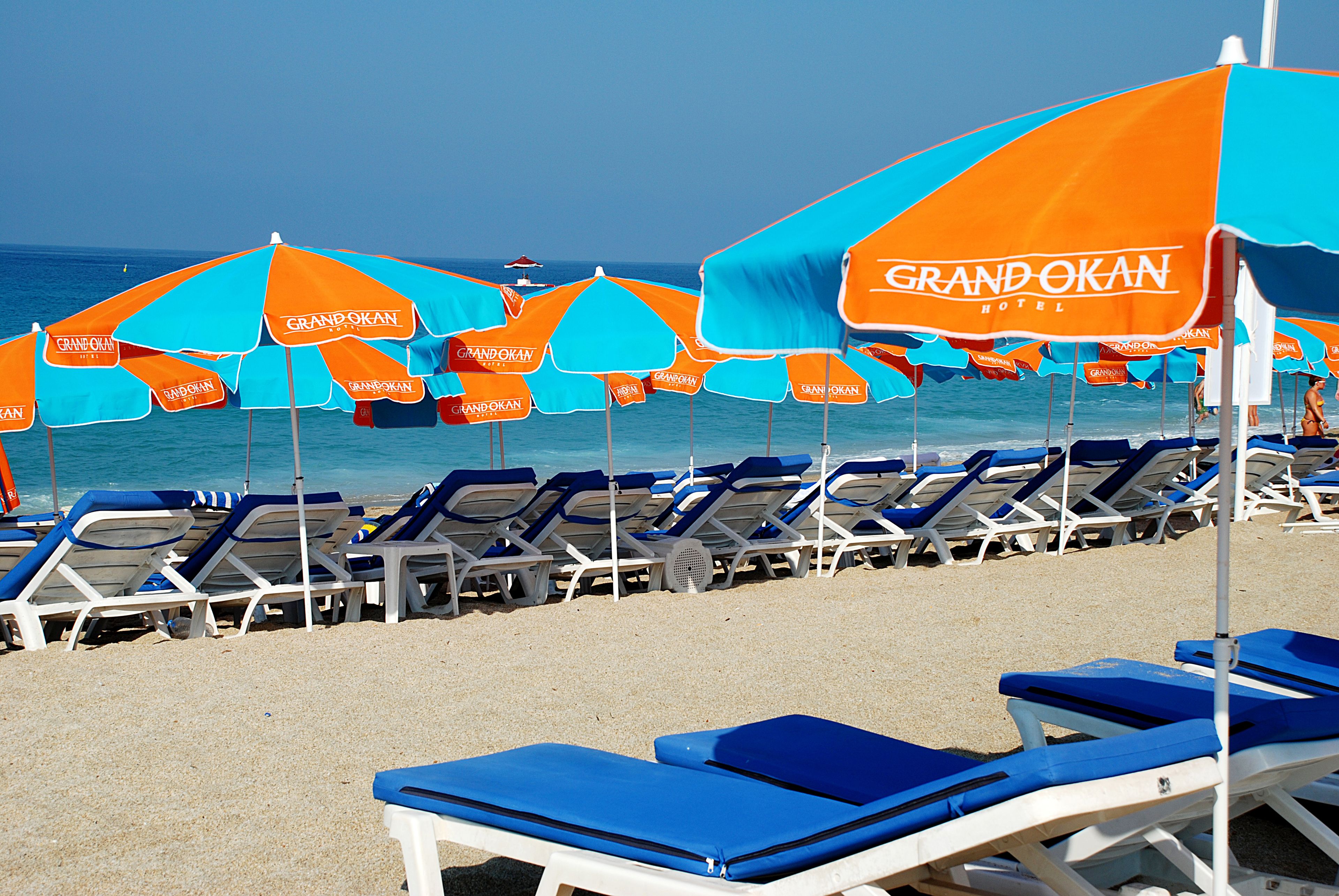 Gần bãi biển, lều miễn phí, ghế dài tắm nắng, dù trên bãi biển 