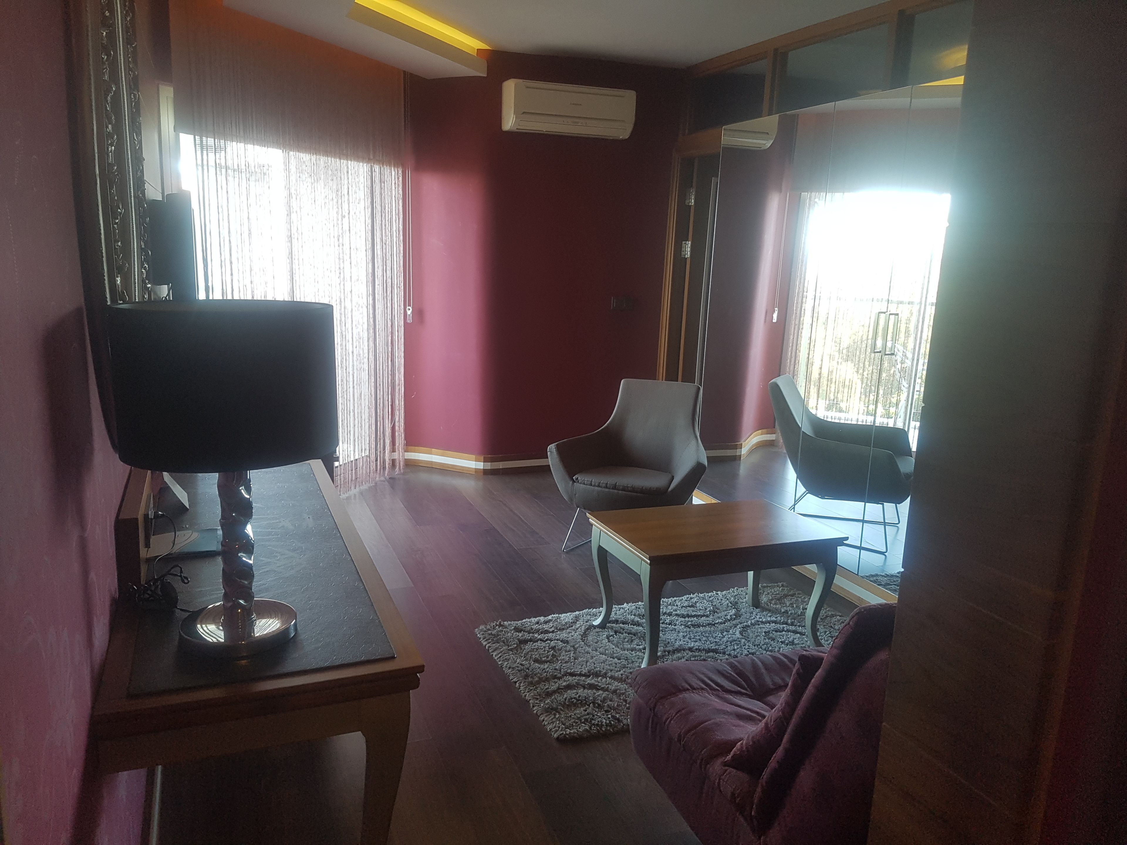 executive room | living area | lcd tv