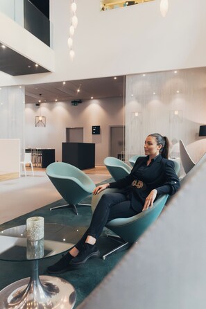 Reception - Trafo Hotel (Baden)