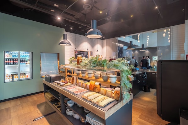 Petit déjeuner buffet