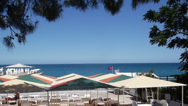 Beach - Ege Montana Hotel - All Inclusive (Kemer)