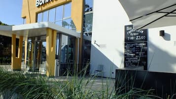 Esterni