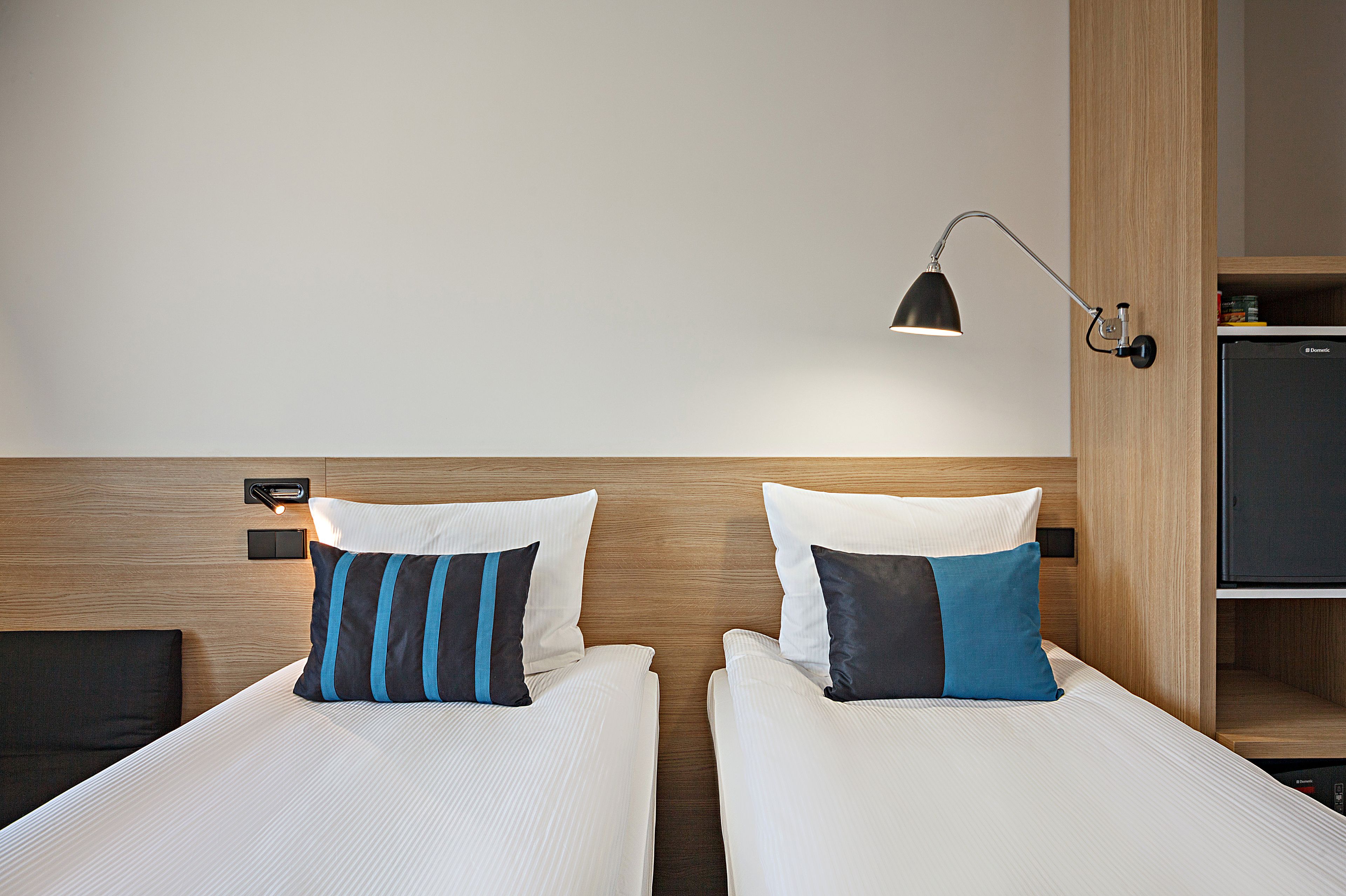 standard twin room | premium bedding, minibar, in-room safe, desk