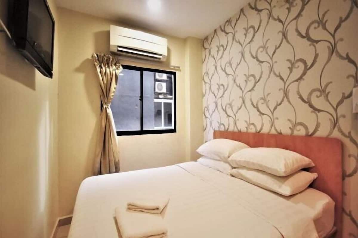 Ferros/tábuas de passar roupa, Wi-Fi de cortesia, roupa de cama