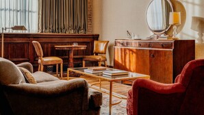 Interior - Soho House Chicago (Chicago)