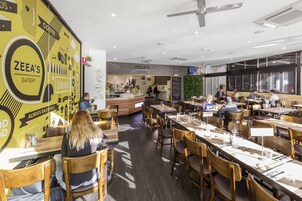 每日供应欧陆式早餐（每人 AUD 10）