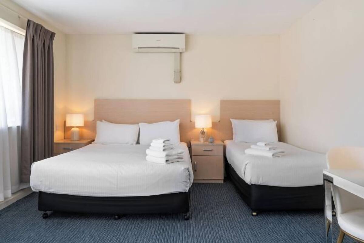 1 bedroom, premium bedding, in-room safe, soundproofing