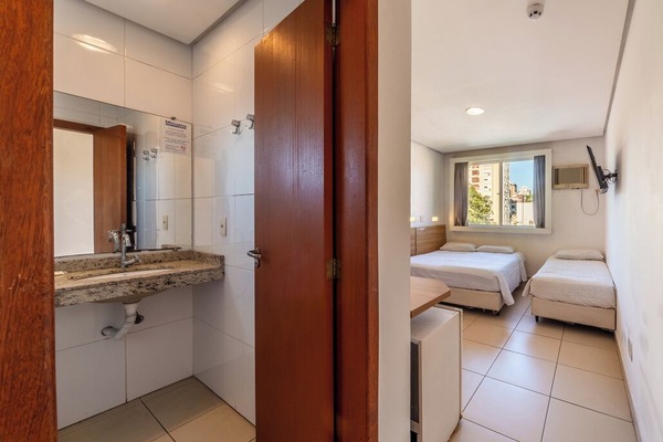 Executive Triple Room | WiFi (free), bed sheets