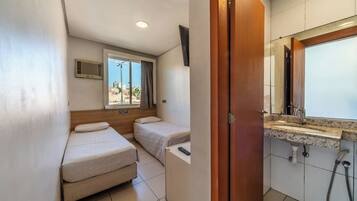 Phòng Executive | Truy cập Internet không dây miễn phí, bộ trải giường