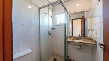 Executive Triple Room | Free WiFi, bed sheets