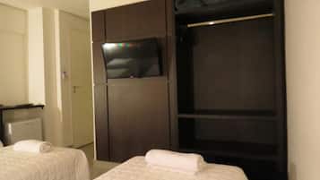 Bureau, espace de travail pour ordinateur portable