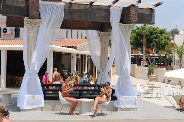 Sun deck - New Famagusta Hotel (Ayia Napa)