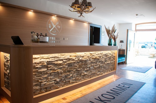 Landhotel & Gasthof Baiernrain