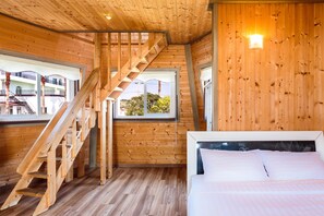 Villa (Windmills) | Blackout drapes, free WiFi