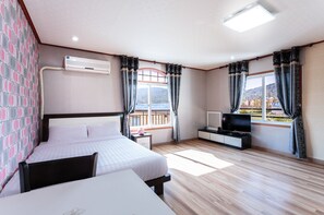 Estudio superior (No Windmills) | Cortinas blackout y wifi gratis 