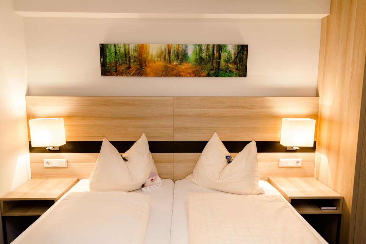 comfort double room | hypo-allergenic bedding, in-room safe, desk, free wifi