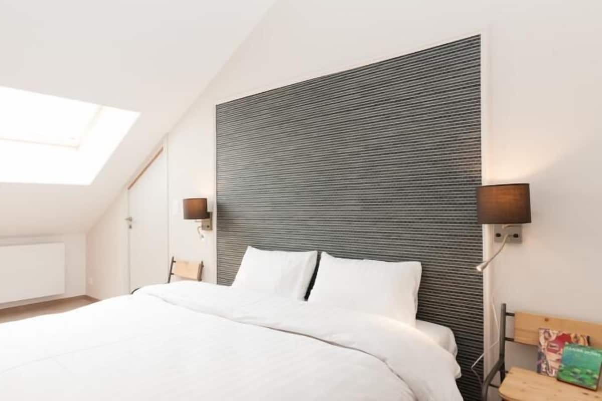 Apartment, 1 Bedroom | 2 bedrooms, premium bedding, iron/ironing board, free WiFi