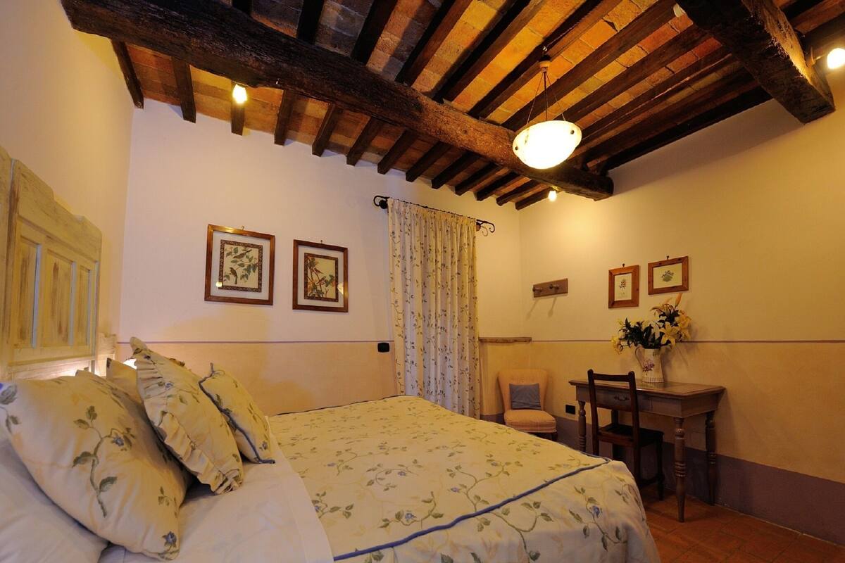 Standard Double or Twin Room, 1 Bedroom | Down duvets, individually furnished, soundproofing, free WiFi