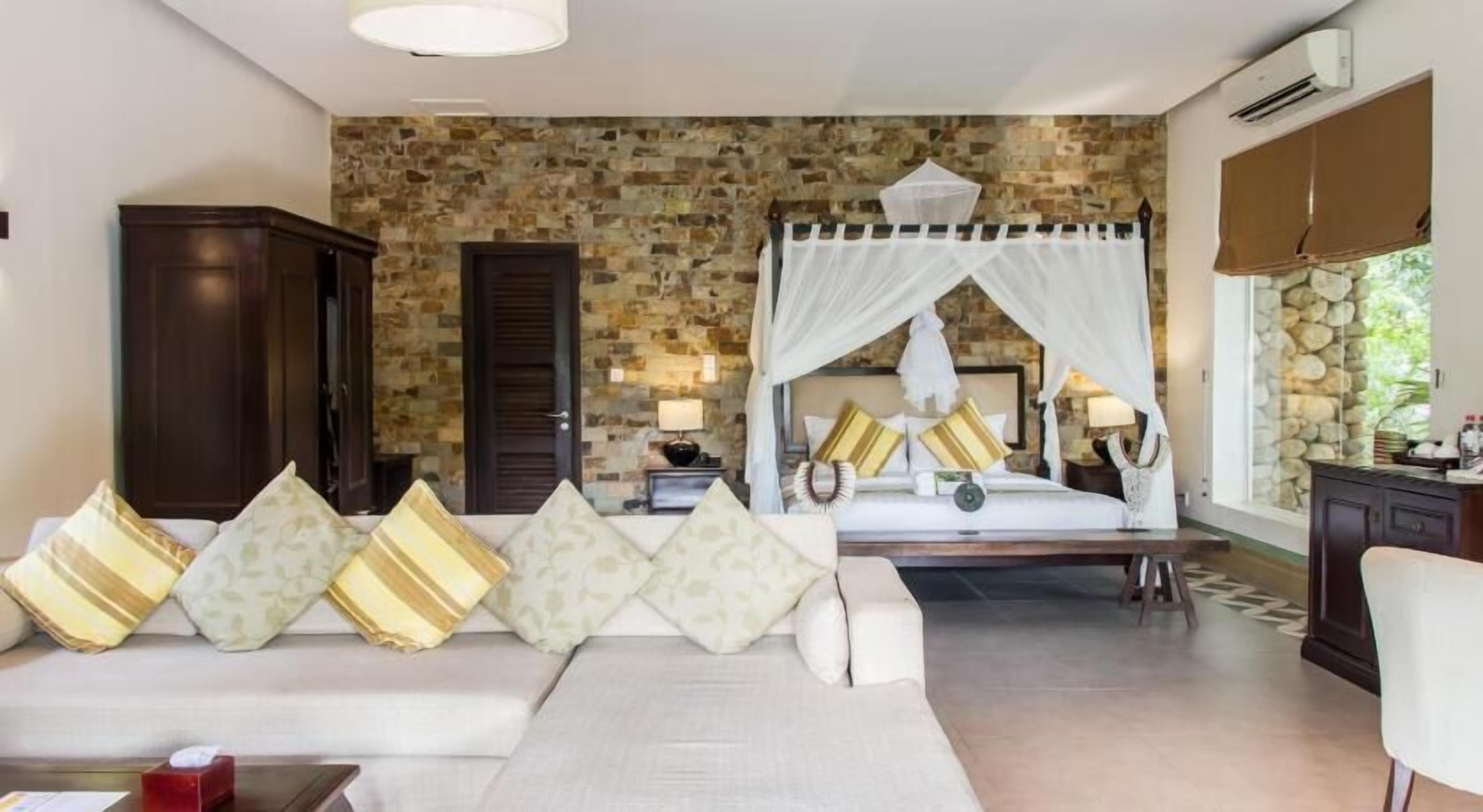 1 bedroom, premium bedding, Select Comfort beds, minibar