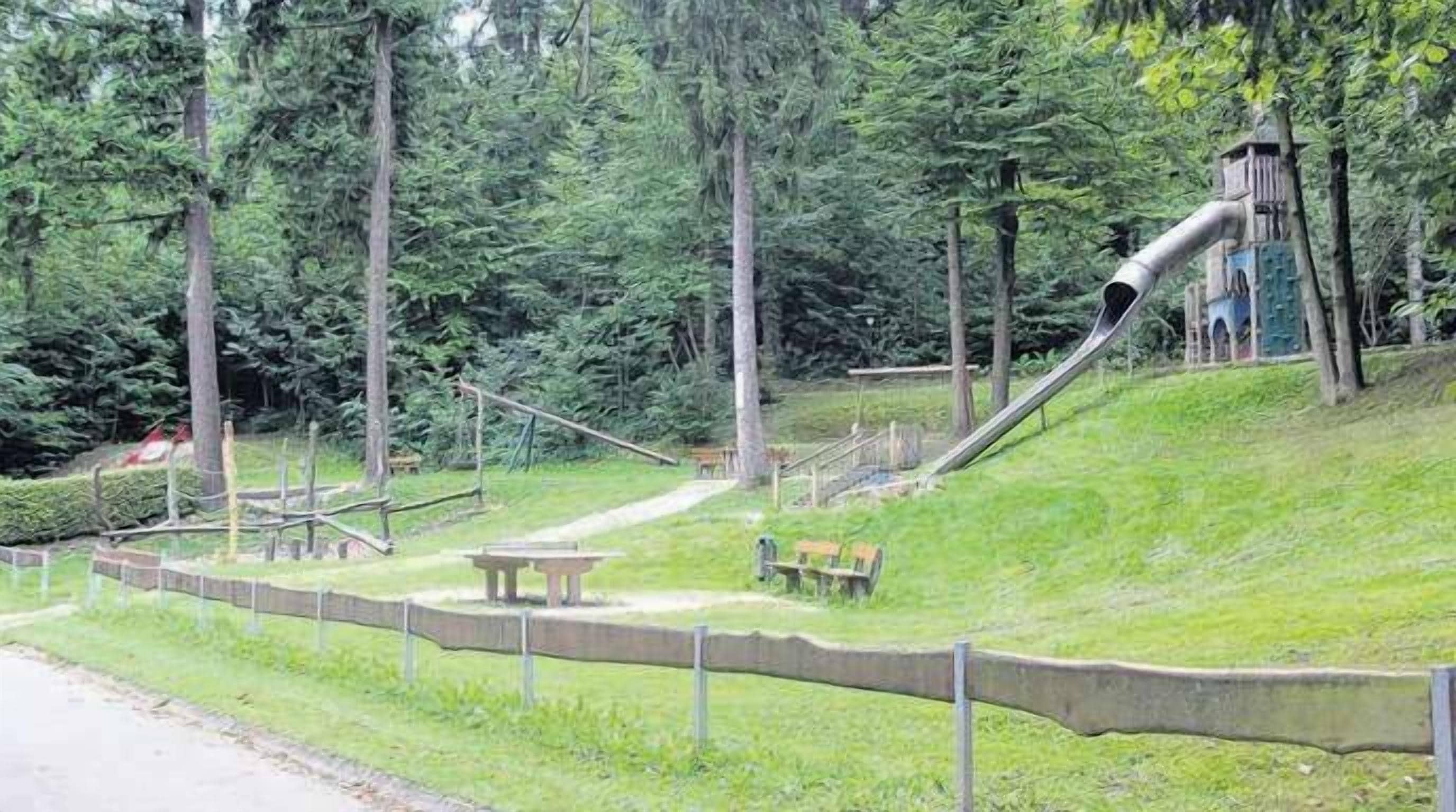 children’s play area – outdoor