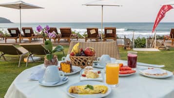 Petit déjeuner buffet compris tous les jours