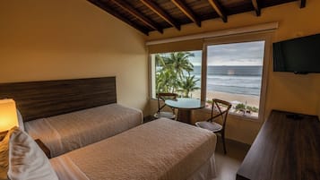 Duplex, Sea Facing | Minibar, in-room safe, blackout curtains, free WiFi