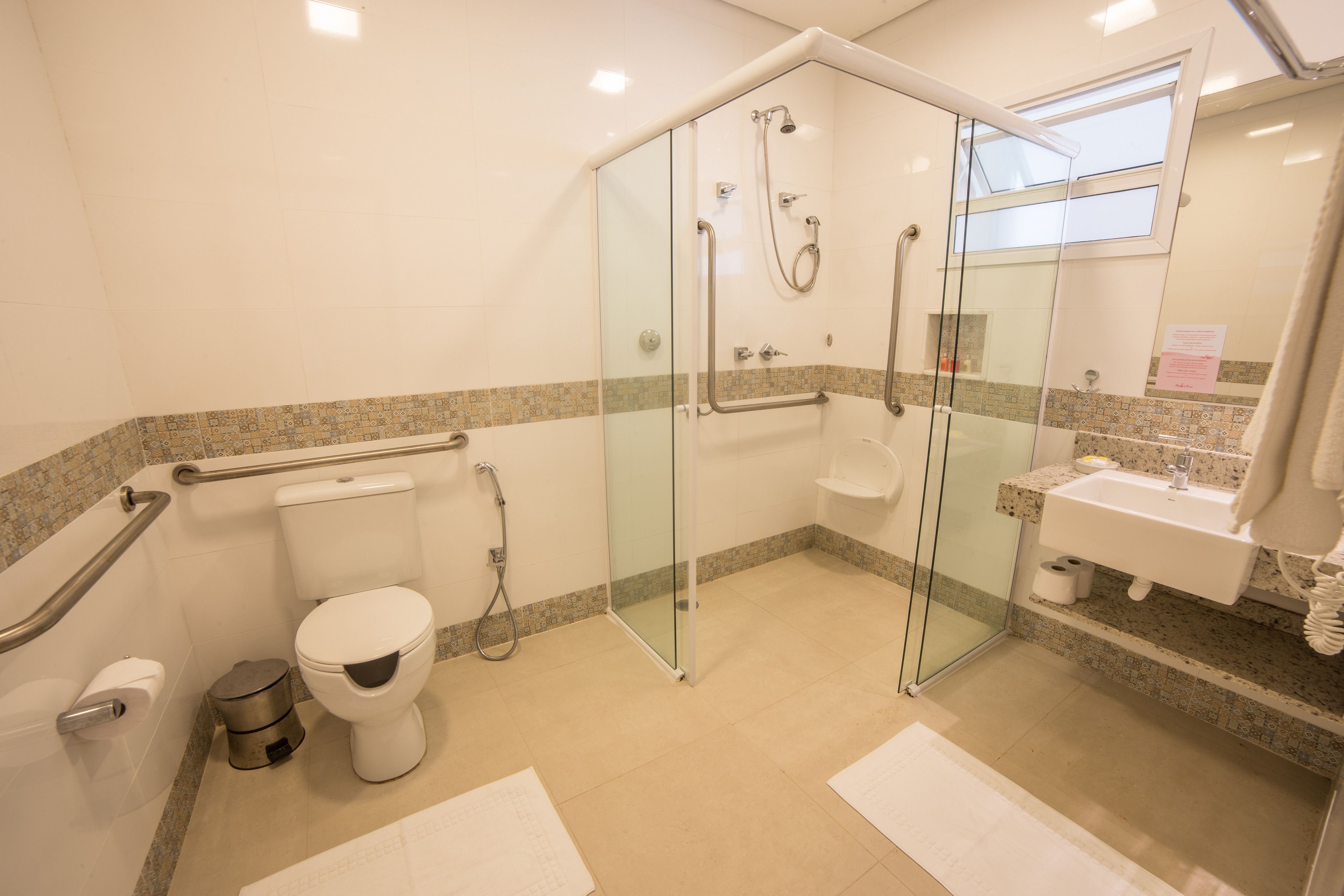 deluxe room | bathroom | free toiletries, hair dryer, towels