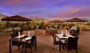 Breakfast, lunch, dinner served; international cuisine  - The Ananta Udaipur (Udaipur)