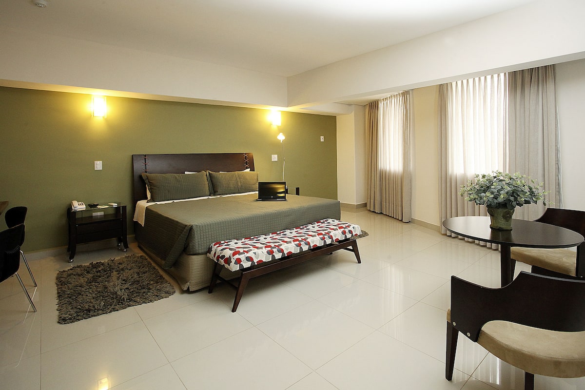 Suite | 1 bedroom, minibar, desk, laptop workspace