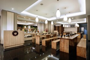 Restaurant - Hotel Neo Denpasar by ASTON (Denpasar)