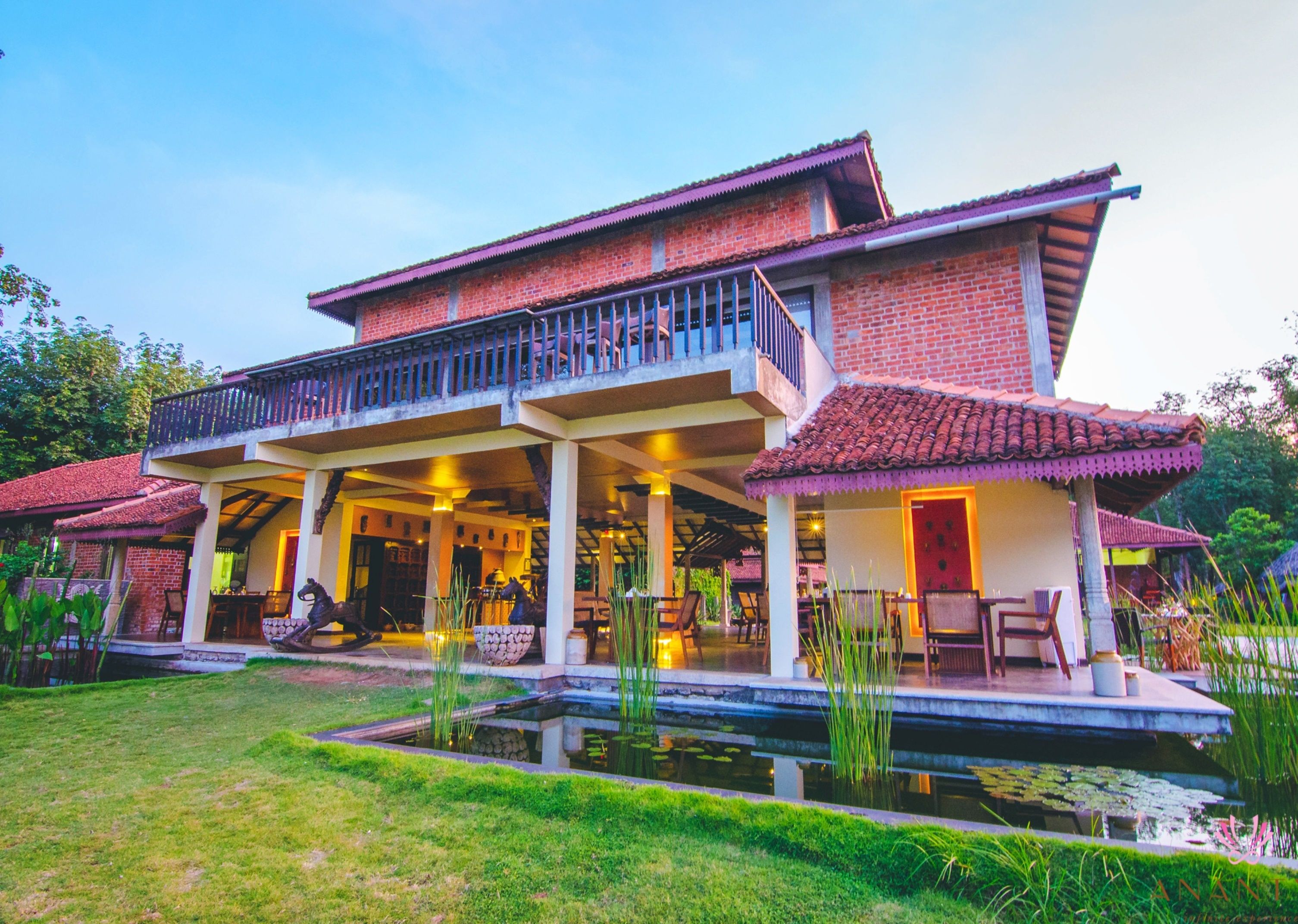 Fusion cuisine, al fresco dining 