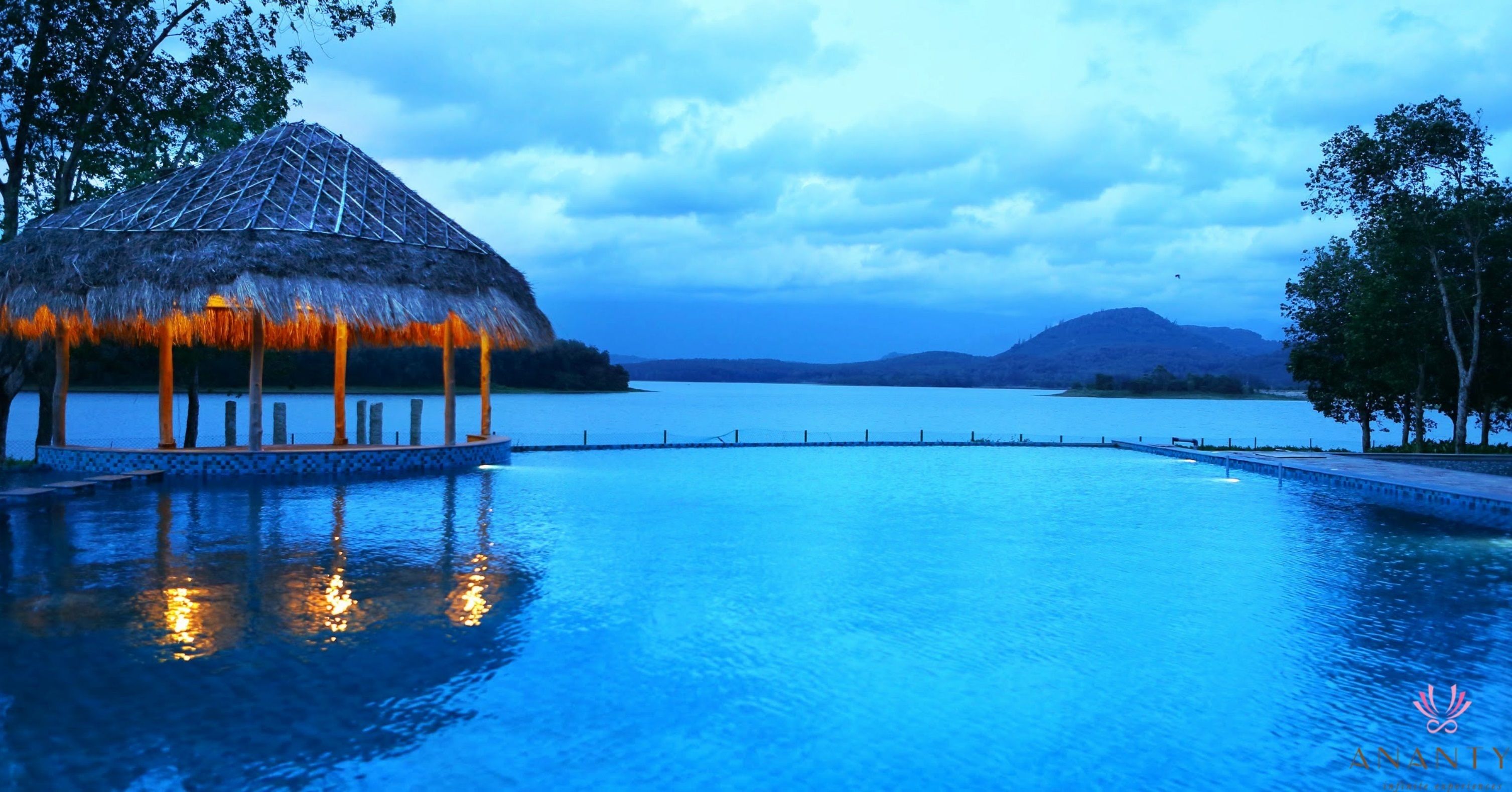 outdoor pool, pool loungers