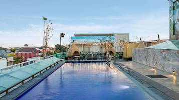 2 piscinas al aire libre