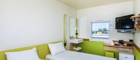 Standard Room, 2 Single Beds | Desk, blackout curtains, soundproofing, iron/ironing board (on request)
